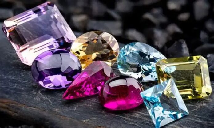 Qualitätscheck im Esoterik-Shop: Räucherwerk, Edelsteine, Tarot richtig beurteilen